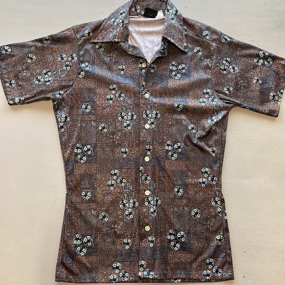 Vintage button up
